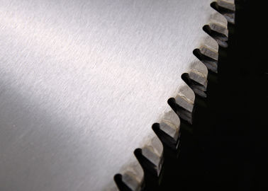 La circulaire de catégorie d'industrie scie la lame pour couper l'aluminium, refroidissant la conception de Cuprum