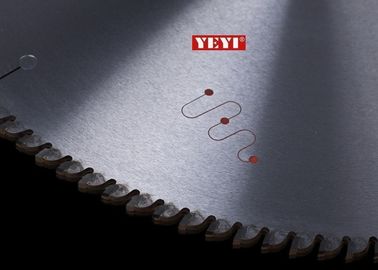 La coupe en aluminium scie des lames 450 x 4,0 x 3,2 x 120T, plastique, lame de coupe en métal