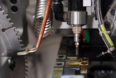 le chauffage par induction de machine de dent de soudure de lame de scies usine l'équipement