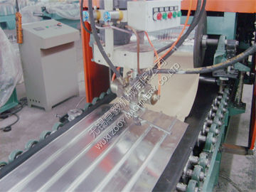 chaîne de production de panneau "sandwich" de polyuréthane du plafond 35kw avec le parement de papier d'aluminium