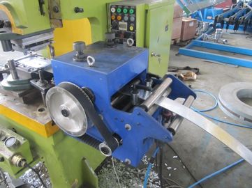 Machine hydraulique de pliage pour les feuilles de carton ondulés formés avec 1kw Servo moteur de sertissage
