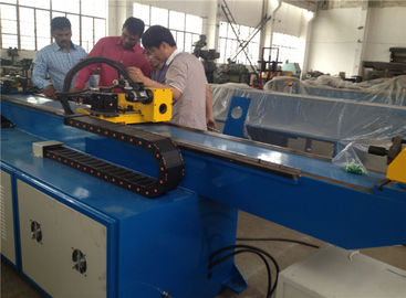 Machine à cintrer de tube en métal de la commande numérique par ordinateur 50mm pour des meubles avec le moteur servo de Mitsubishi