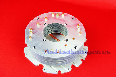 Radiateur en aluminium fait sur commande de tuyau d'en cuivre d'aileron pour la lumière d'inondation/lampe d'étape