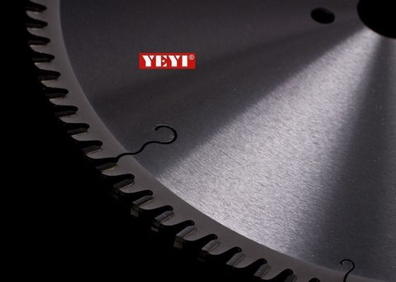 La circulaire en acier faite sur commande de coupe scie les lames, CTT Metal la lame de coupe 300mm x 96T